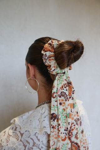 Sannah Scrunchie with Tie